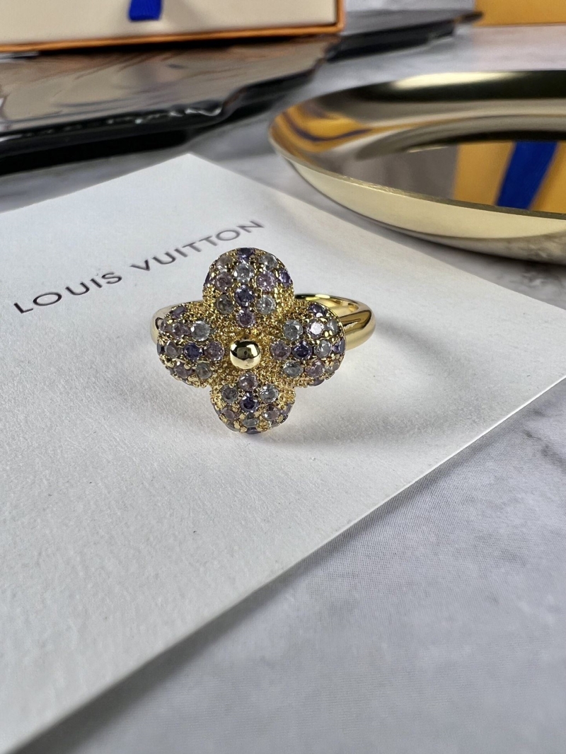 LV Rings